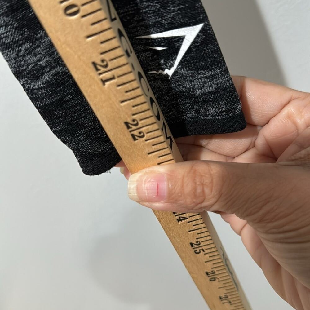 Gymshark Camouflage Seamless Crop Top Size M - Picture 11 of 12